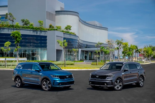 Ngắm Kia Sorento vừa xuất xưởng, giá khởi điểm hơn một tỷ đồng
