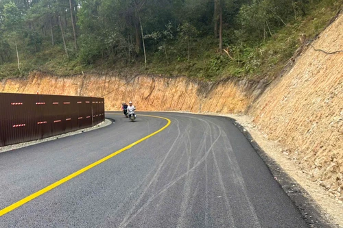 Đèo Mimosa lên Đà Lạt thông xe tạm sau hơn chục ngày tê liệt