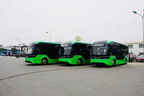 Hà Nội sắp có thêm 3 tuyến buýt điện