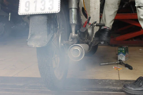 Kiểm soát khí thải xe gắn máy đã được đưa vào dự thảo Luật Giao thông đường bộ