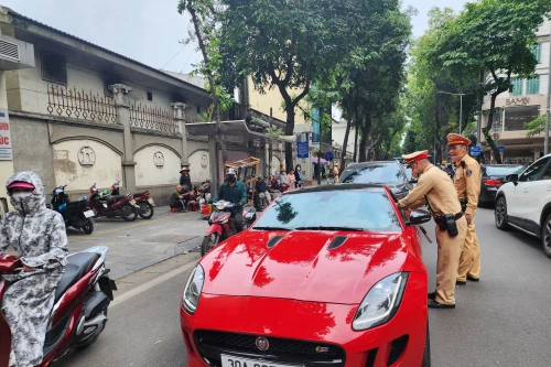 Bộ Giao thông nói gì về kiến nghị sửa đổi quy định giới hạn nồng độ cồn khi lái xe?