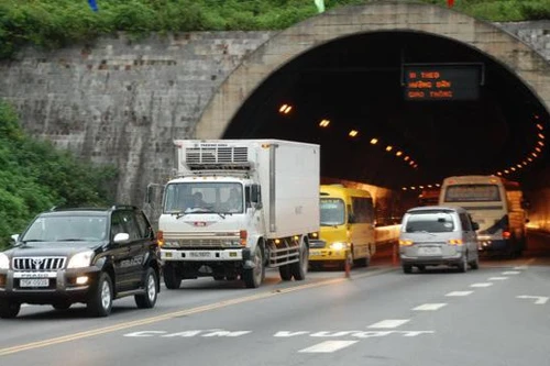 Bộ Giao thông nói gì về việc cho phép nhà đầu tư tăng phí kịch trần trạm Bắc Hải Vân?