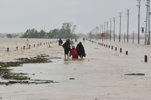 Trung bộ đón đợt mưa lớn kéo dài, lượng mưa lên đến 600m