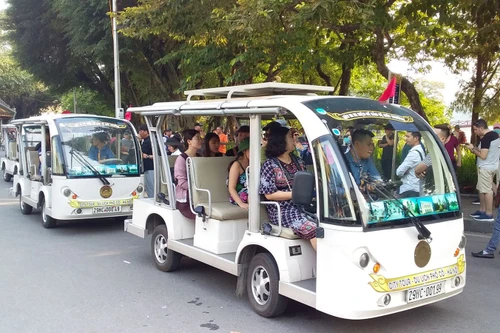 Địa phương vẫn loay hoay với xe điện 4 bánh chở khách du lịch