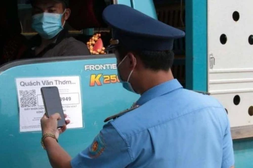 Hà Nội sẽ kiểm tra toàn bộ xe luồng xanh qua hệ thống điện thoại thông minh