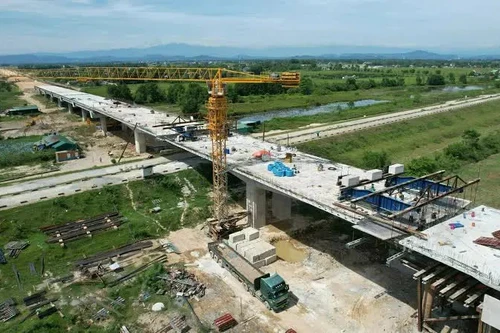 Nhất quán mục tiêu thông xe cao tốc Diễn Châu- Bãi Vọt vào dịp 30-4