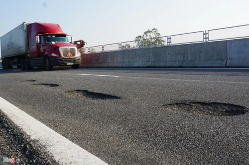 Lập Tổ giám định hư hỏng cao tốc Đà Nẵng- Quảng Ngãi để xác định giá trị thiệt hại