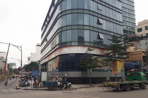 Cao ốc biến thành văn phòng, khách sạn không phép tại 115 Trần Hưng Đạo bị cưỡng chế