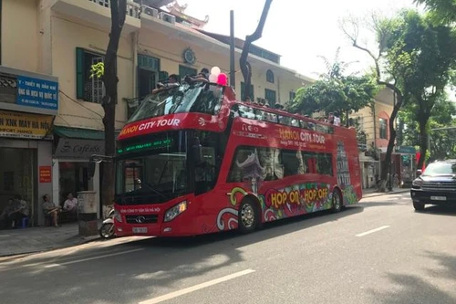 Hà Nội phục vụ miễn phí buýt 2 tầng city tour trong 5 ngày nghỉ lễ 30-4