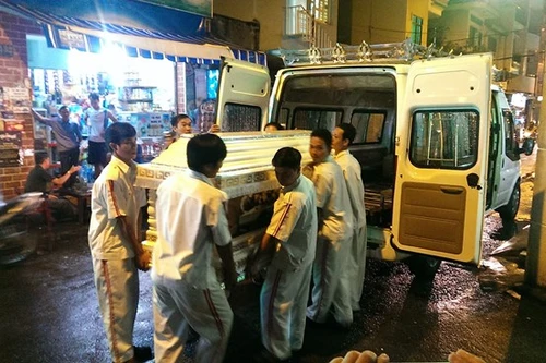 Lời cuối cùng của Minh Thuận trước khi qua đời: "Bố về gặp con là con mừng lắm rồi!"