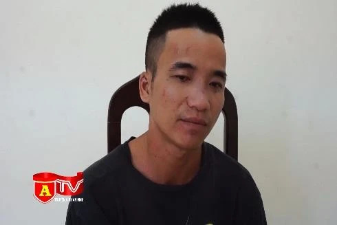 Mang súng điện đi cướp xe Grab bike