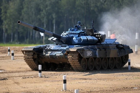 [ẢNH] Nga bị tố cáo chơi gian lận tại giải đấu Tank Biathlon 2018