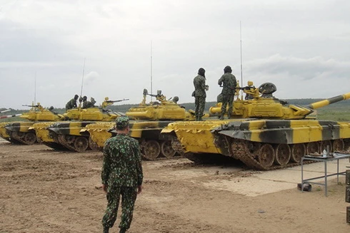 [ẢNH] Nga bất ngờ cấp cho Việt Nam tới 4 chiếc T-72B3 để thi đấu Tank Biathlon 2018
