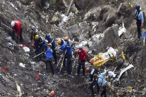 Vụ Germanwings: Gia đình nạn nhân yêu cầu xin lỗi, đòi bồi thường xứng đáng 