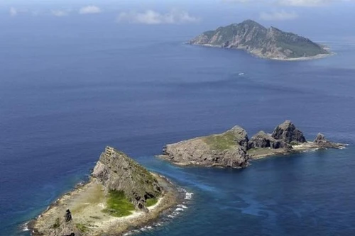 Nhật tung ảnh giàn khoan, Trung Quốc gọi là "khiêu khích đối đầu"