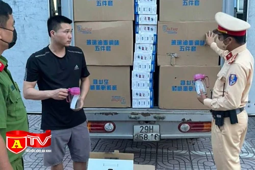 Tuần tra phát hiện số lượng lớn hàng hóa không rõ nguồn gốc xuất xứ