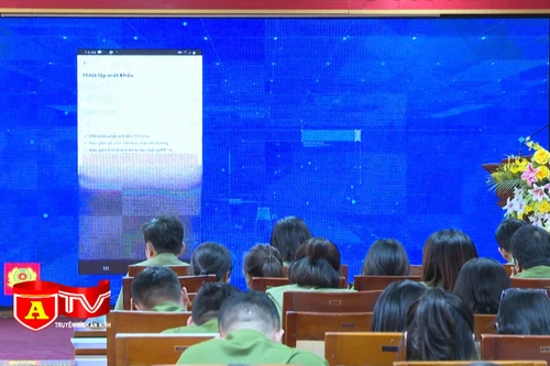 Đẩy mạnh ứng dụng dữ liệu về dân cư phục vụ chuyển đổi số quốc gia