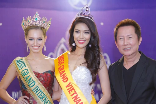 Chủ tịch Miss Grand International "thân chinh" sang Việt Nam mời Lan Khuê tham gia cuộc thi 2016