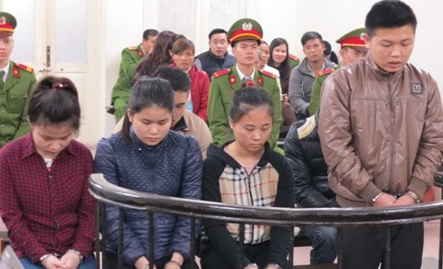 Nhóm nữ "choai choai" lĩnh án giết người từ... cuộc rượu 