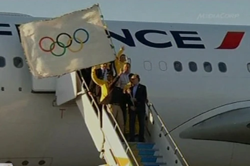 Lá cờ Olympic đã đến thành phố Rio de Janeiro, Brasil