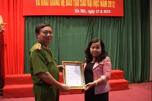 Khai giảng hệ đào tạo sau Đại học năm 2012 