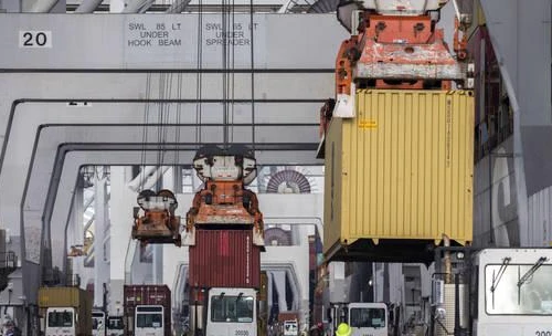 Mỹ có thể cấm xuất khẩu iPhone và thiết bị điện tử sang Nga