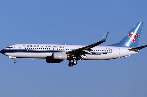 Đại sứ quán Trung Quốc kêu gọi Mỹ ngừng chặn đường bay để trả đũa