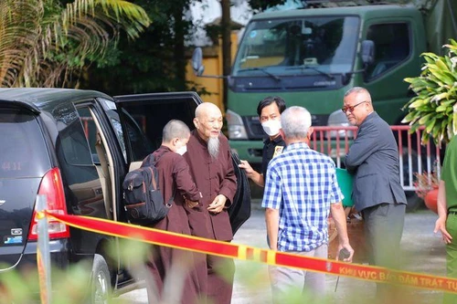 [Tin nhanh sáng 30-6-2022] Sáng nay mở phiên tòa xét xử nhóm 6 người vụ ‘Tịnh thất Bồng Lai’