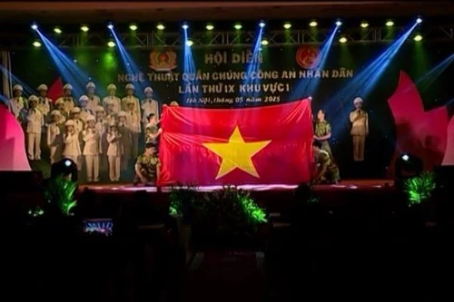 Chung khảo Hội diễn nghệ thuật quần chúng CAND năm 2015