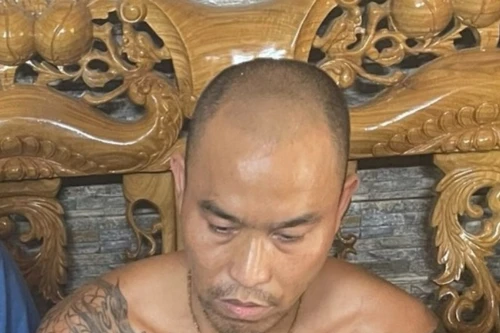 Tâm 'hê', kẻ giang hồ nuôi chó dữ bị bắt cùng ma túy