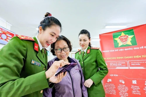 Lấy kết quả cải cách thủ tục hành chính là một trong các tiêu chí đánh giá tín nhiệm của người đứng đầu