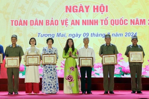 Ngày hội vui của nhân dân và cán bộ phường Tương Mai