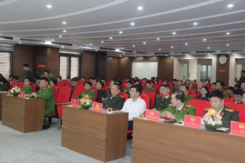 Cụ thể hoá các nội dung phong trào thi đua để thực hiện tốt nhiệm vụ chính trị của từng đơn vị 