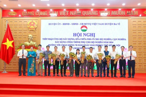Huyện Ba Vì, Hà Nội: Tiếp nhận ủng hộ xây dựng, sửa chữa nhà ở cho hộ nghèo, hộ cận nghèo