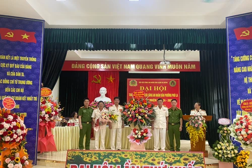 Ra mắt 2 Chi hội Cựu CAND phường Phú La và Kiến Hưng