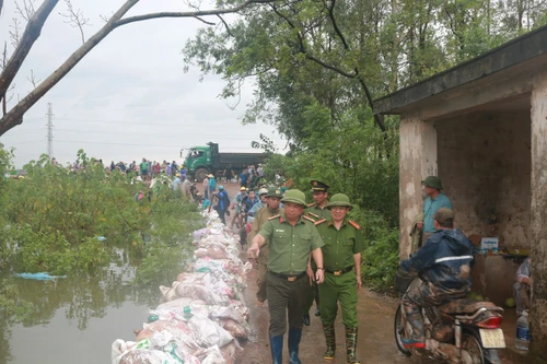 Đoàn kết, kiên cường vượt mọi khó khăn khắc phục hậu quả cơn bão số 3