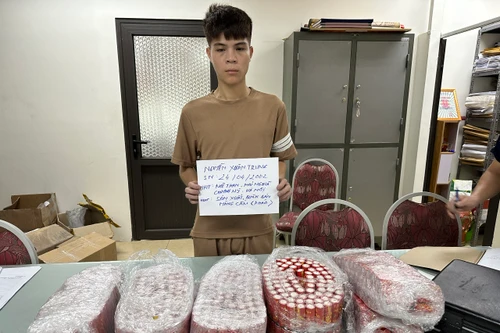 ‘Chặt’ đường dây sản xuất, mua bán pháo qua mạng xã hội