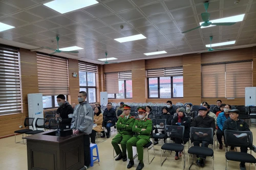 Hai nam sinh viên ‘trót dại’ sản xuất, mua bán pháo