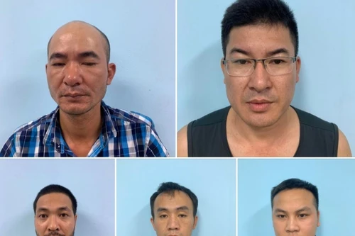 Phá ổ bạc trong chợ hoa Quảng An