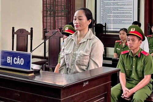 Tuyên án tù với cô đồng ‘đúng nhận, sai cãi’