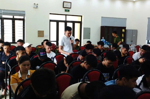 Thiết lập và củng cố ‘lá chắn’ phòng ngừa tội phạm đường phố ngay từ mỗi mái ấm gia đình