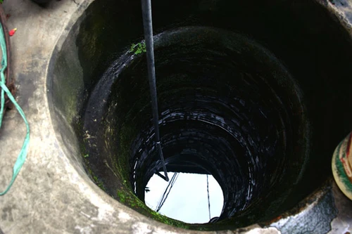 Giếng cổ giữa lòng phố Thủ đô