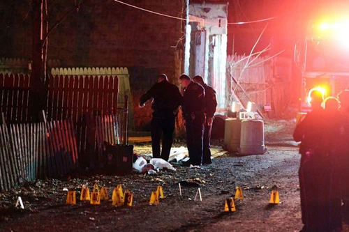 Xả súng kinh hoàng tại Mỹ, 5 người thiệt mạng