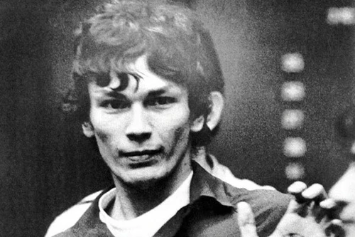 Kẻ máu lạnh cuồng sát nhận 13 án tử hình