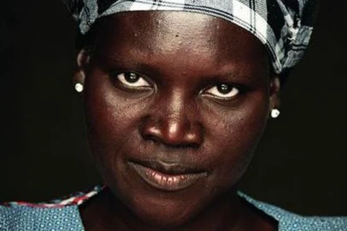 Trình chiếu bộ phim được quay tại 60 nước