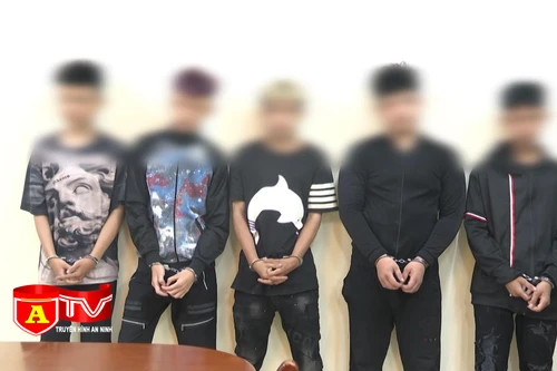 Triệt phá ổ nhóm chuyên mang dao bầu đi cướp tài sản lúc rạng sáng