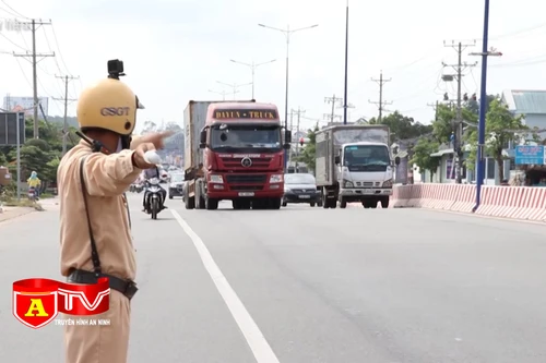 Xử lý nghiêm xe chở khách không đăng ký kinh doanh