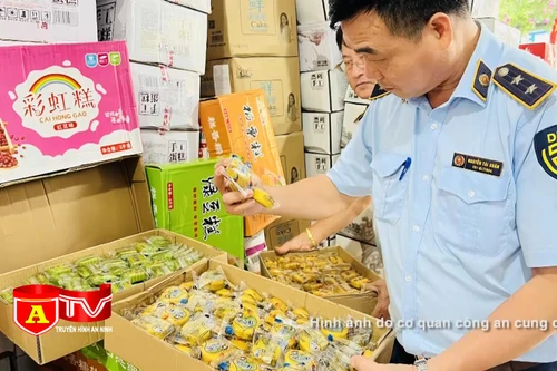 Phát hiện hơn 5.000 chiếc bánh trung thu không rõ nguồn gốc