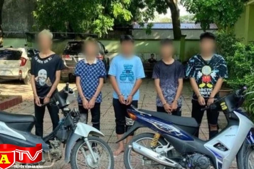 Bắt giữ nhóm đối tượng dùng dao đe dọa cướp tài sản