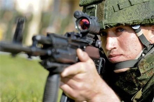 [ẢNH] Nga đã ‘âm thầm’ biên chế tới 40.000 khẩu AK-12
